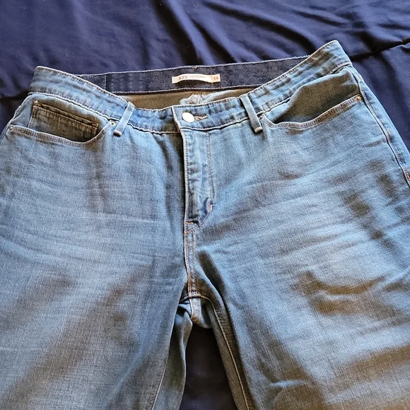 classic Levi's - Picture 1 of 6